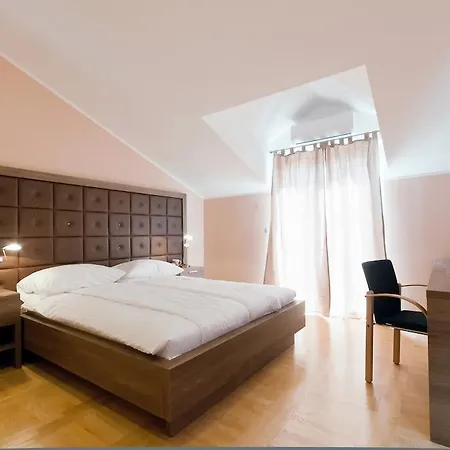 Apartment Mirjana