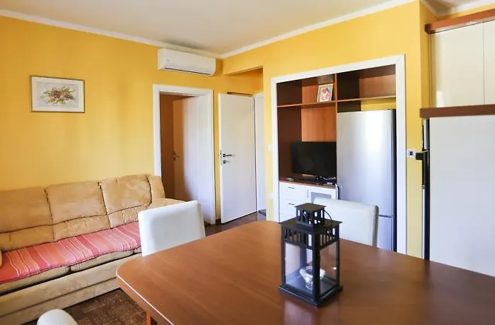 Mirjana * זאדאר